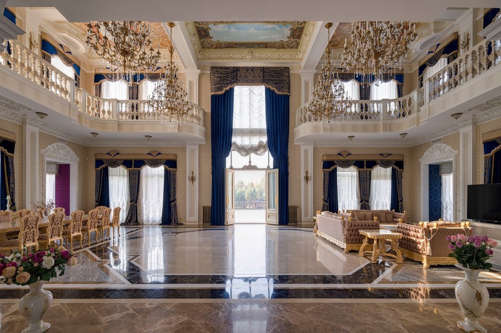 The great room built with marble flooring.