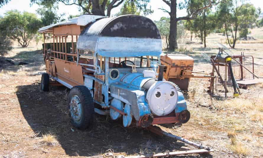 Michael Ryan built this Thomas the tank engine trailer for his grandchildren 