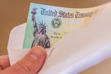 Surprise stimulus checks worth $300 coming to half a million Americans