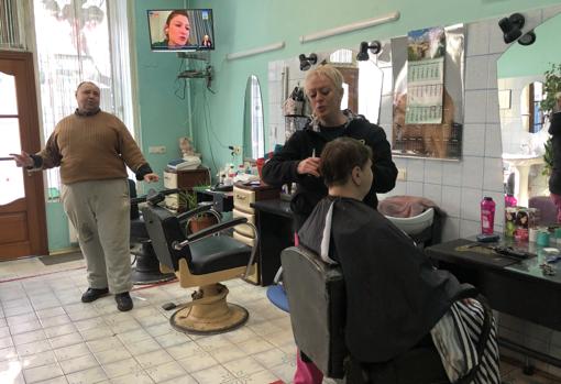 La peluquería de Yesenia en Kiev