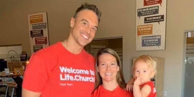 In 2015, Broome met a woman named Hope at the gym where he worked and asked her out on a date.  Broome is shown in this photo with Hope and one of their children from her.