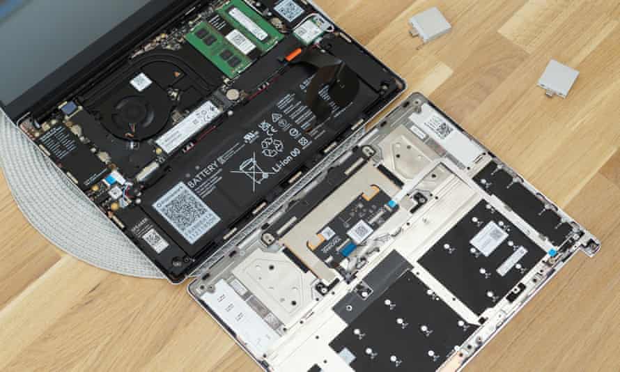 The inside of the Laptop Framework showing the components including battery, RAM, SSD and fan.