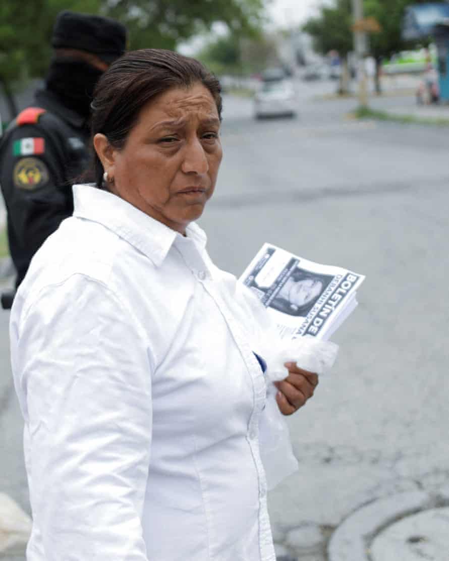 Dolores Bazaldúa, mother of Debanhi Escobar, handed out posters with her daughter's image during the 13-day search.