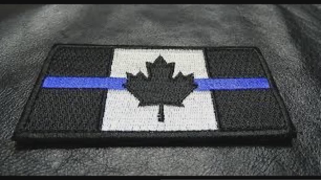 Click to play video: 'Calgary police officers defy order to remove thin blue line patches from uniforms'