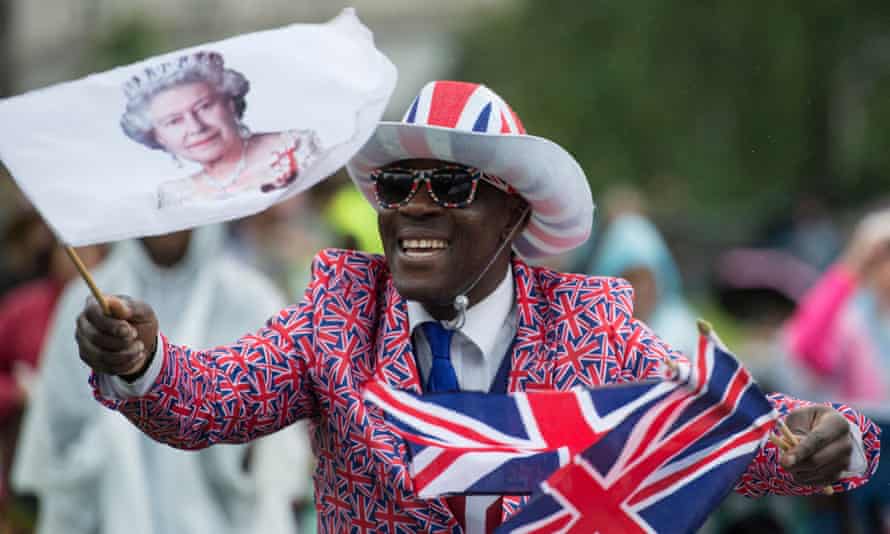 A royal fan in London’s Green Park
