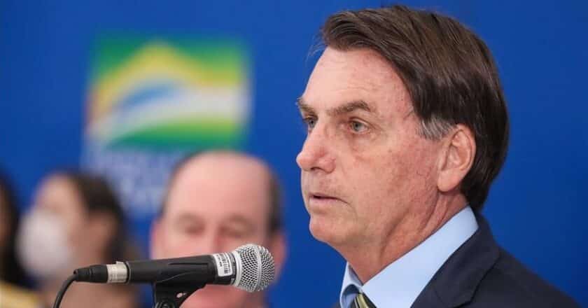Bolsonaro cuts 2,600 million in education and health to raise the salary of the Police